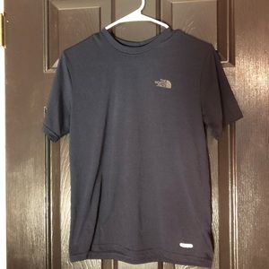 NWOT The North Face boys medium t shirt